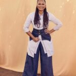 Oprah Winfrey Instagram - When we started @queensugarown, @ava called me saying, “I have this idea: What if we just have all women directors?” Her vision led to 7 seasons, 88 episodes, and 42 women calling, “Action!” And to that I say, take your bow Ava! Thank you @variety for spotlighting this incredible feat—we hope it inspires generations to come. #PowerOfWomen (📸: @ramonarosales)