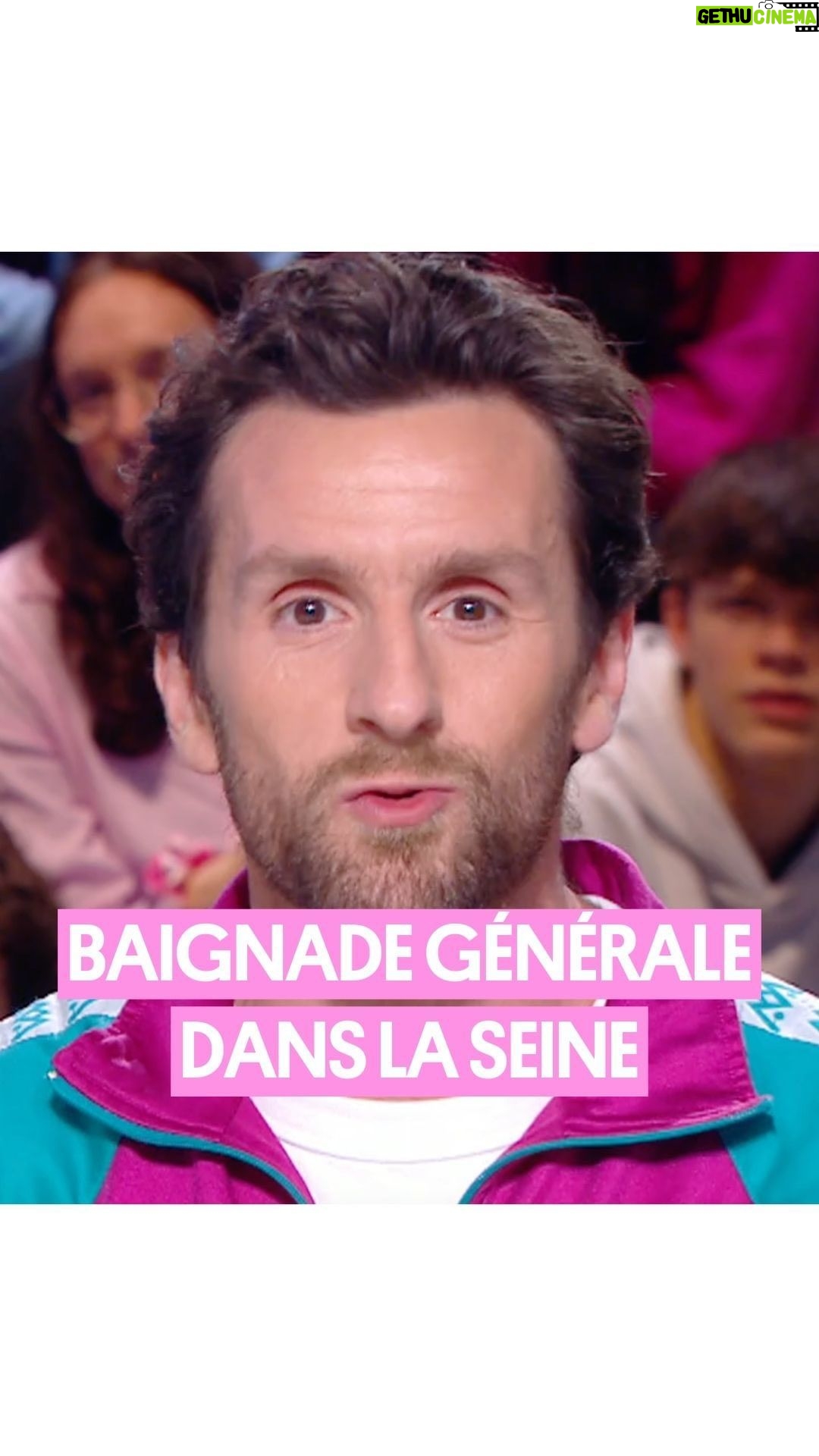 Pablo Mira - 27.9K Likes - La mairie de Paris soutient que la Seine est très propre, Pablo a des doutes 🤔