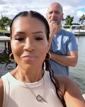 Page Turner Instagram - We’re baccccccckkkkkkkk!! Yep!! @mitchglew and I are BACK on ROCK THE BLOCK on @hgtv Bayyyyybeeeeee!! @mitchglew 

Season 5: REDEMPTION!!! Why are we back???? ONLY TO WIN!!! 
Be afraid teams … Be verrryyyy afraid!! 🤣🤣🙏🏽👊🏽💪🏽

I must say, we are with some of the coolest teams ever though ❤️ So happy to be back with our neighbors and fellow Canadians from last year @sarahbaeumler & @bryanbaeumler and our new neighbors @thelyndsaylamb & @thelesliedavis and @keithbynum_ & @emuralit! 

Whew! This competition is going to be NO JOKE — Imma love to hate beating everyone’s BLEEEEEPPPPPPP! 🤣🤣 But I love Ya’all!! 🤣🤪
✨✨✨✨✨✨✨✨✨✨✨ #TeamPage&Mitch for the WIN!!