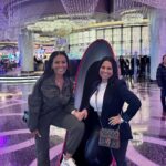 Page Turner Instagram - Quick 36 hours in Vegas to ✨SURPRISE✨ & be with my Sister-Bestie @jfleming45 for Christmas Eve!🎄 Thank you to her baby, the beautiful @jasminefleming1 for helping me set it up! 🤣🤣 I will always choose to be with youuuuuu!! Hope you love your present Joanie-Paronie … MEEEEE!! 🤣❤️ Merry Christmas Eve IG Fam!! . . . Yes it’s the day AFTER Christmas but I’ve been sick 🤣😭😡🙏🏽 Bellagio Hotel & Casino