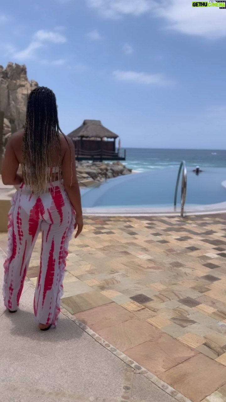 Page Turner Instagram - Are YOU investing in Y-O-U with the knowledge you need to build wealth? Life works in a few ways: ✅ Blessings: Sow Now … Reap Later ✅ Credit: Pay Now … or Pay Later ✅ Wisdom: Learn Now .. Wish You Learned Later and pay for A LOT if costly mistakes 🙋🏽♀️ Been there, done that! The art of success is continual learning (which is why many industries that require a license have Continuing Education or CE ) — CE keeps you AHEAD of market changes and curves so that you stay in the success zone instead of the got left behind zone! 😳 (that was a good one 🤣) I have key market leaders that I keep my ears to so that I too, can stay in the success zone and continue to build wealth in real estate & live the life I’ve designed and love (with so much more growing to do!). But it all starts with investing ME investing IN ME through paid mentors, classes, industry News - none of life’s lessons are free. So I look at it lien this- what I invest in ME now will pay me back MUCH MORE later with the HOW-TO knowledge & skills that I need to keep growing financially, mentally & spiritually. I have 20 years real estate experience, owned my own real estate brokerage for 15 years, own a flipping business, licensed in 3 states, raised 3 daughters & put them through private school AND college without a fraction of a penny in ANY type of support, CATCHING dreams with TWO Flipping TV Shows 💅🏽 (gotta pat youtself on the back!) and I have packaged up what I’ve learned into an Intro to Flipping Blueprint Course to get you on your PROFIT PATH, so that YOU TOO can start building your WEALTH & catching YOUR DREAMS. Scroll back up to #3 - Wisdom. Wisdom is learning from someone else’s mistakes. Experience is learning from your own. You’re a product of your choices, so choose wisely. Enroll today in The Intro to Flipping Blueprint & I’ll see you on the flipping wealthy side. 💪🏽 Los Angeles, California
