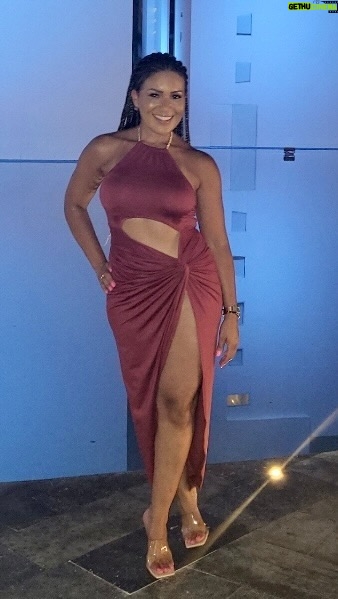 Page Turner Instagram - Yup, Grown-Grown. 🤣🤣 Happy Fifty & Free WINSday! How are Ya’all WINNING today?!? I make it a daily practice to focus on my WINS for the day instead of the frustrations of what I didn’t/couldn’t get done 🙏🏽 Click the link in my bio to sign up to stay in touch with me & stay inspired & keep winning! Los Angeles, California