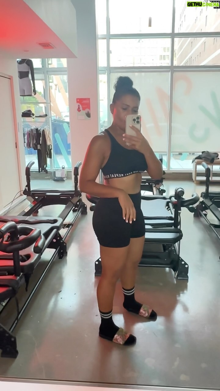 Page Turner Instagram - I think I’m settling into this 50 jusssst fine!! This year wore me out 🤣🤣 I have to lose 20 lbs to get back in my comfortable & healthy zone … I’ve got 7 to go … But I’m gonna say 10 so I have a cushion 🤣🤣🤣 You know, I used to think that inspiration mixed with motivation was the true key to success … but now I am realizing as I reflect over my life thus far, that it’s really your DISCIPLINE that is your true & lasting cause-and-effect for any change that you want to personally see in your physical, mental, emotional or even financial health. Raising 3 daughters, putting them through private school and college (at the same time), with zero child support (but amazing family support) as a full-time Real Estate Broker/Owner AND during the recession (Jesus be a fence!! LOL) … it was my DISCIPLINE to keep the faith (daily prayers), DISCIPLINE to see the vision come to pass (you have to SEE it to see It), DISCIPLINE to till the land (#dothework) and the DISCIPLINE to know that in spite of every, single, sometimes CONSTANT fiery darts thrown at you (how many know about those CONSTANT darts, like Geesh! 😭), that you have the strength OF DISCIPLINE (because discipline is a strength- catch that!) to keep you on the path while God is making every crooked place straight!! Discipline is the key to growth. Now, let’s grow. Los Angeles, California