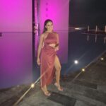 Page Turner Instagram - Experiencing Peace + Plenty with likes of mind .. Dinner in the Nido nest was amazing …. ❤️Sisters . . . And I’m also experiencing a sweat spot on my dress because that Cabo heat did not play with your girl 🤣🤣🤣 #prettylikealady #sweatlikeaman 🤣🙋🏽‍♀️🫣 #athlete #mybodythoughtitwastimetoworkout 🤣🤣 Hotel Viceroy Los Cabos