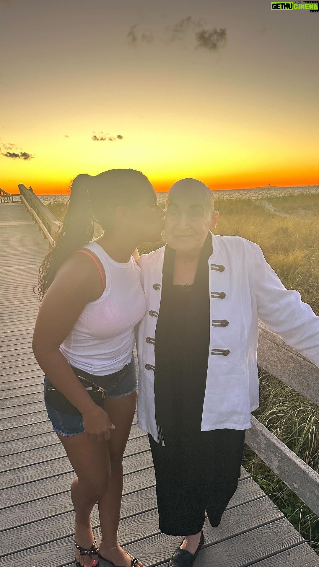 Page Turner Instagram - It’s such blessing to spend time with my Mama aka Nana Banana @duchessofhemet72023 ♥️ She said she wanted to take a train ride, so @quinkybinky & I found her a train right to us! She’s such a soldier! At 83 and 2 years breast cancer free she still keeps amazing me with her strength and love for her family …. If “she takes a licking and keeps on ticking” were a person, it would be this fierce fighter! I KNOW the blessing that I have to still be able to give as many flowers to my Mama as I can, and I don’t take one day for granted… We definitely haven’t had a perfect life, and have seen insurmountable challenges in our family (& even between us), but at the end of the day … THAT’S MY MAMA and she gave her entire life to me, raised me alone when my daddy passed at 8 and figured out how to supply every one of my needs and wants, while going through her own turmoil (that I know of now) and then sacrificed so much when I had 3 babies back to back -AND took good care of most of my friends and their friends too 🤣🤣 and for THAT, my love is eternal!! I love you Mama!! Hope you enjoyed your time on the beautiful sandy shores! See you soon!! Gulf Of Mexico
