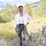 Page Turner Instagram - Beautiful days in The Rockies!! … Though I couldn’t breathe very well & had to keep the #Boost by my side & had ONE constant headache for 3 days straight 🤣🤣, I made sure to be grateful for the beauty and abundance all around me… What we need is truly all around us -The beauty of the sky, the strength of the mountains, the gracefulness of the clouds, the vibrancy of the green trees and the song of the light wind (& even the thunder from a few storms to remind you to pay attention!)… If your days are a bit down, because real life is NOT on Instagram 😉, I encourage you to stop and look all around you to find the strength you need from what God has already planted … And if everything is gray today, just look up … That’s where my help comes from ❤️ Happy WINSday Great & Blessed People!!! The Rocky Mountains, Colorado. Usa
