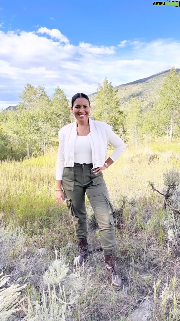 Page Turner Instagram - Beautiful days in The Rockies!! … Though I couldn’t breathe very well & had to keep the #Boost by my side & had ONE constant headache for 3 days straight 🤣🤣, I made sure to be grateful for the beauty and abundance all around me… What we need is truly all around us -The beauty of the sky, the strength of the mountains, the gracefulness of the clouds, the vibrancy of the green trees and the song of the light wind (& even the thunder from a few storms to remind you to pay attention!)… If your days are a bit down, because real life is NOT on Instagram 😉, I encourage you to stop and look all around you to find the strength you need from what God has already planted … And if everything is gray today, just look up … That’s where my help comes from ❤️ Happy WINSday Great & Blessed People!!! The Rocky Mountains, Colorado. Usa