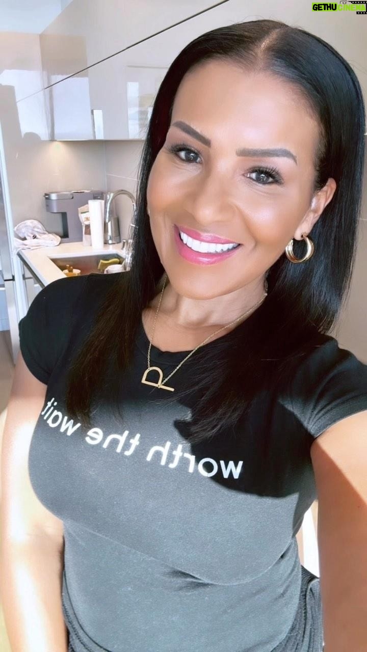 Page Turner Instagram - I’m in Colorado filming away (🤫), trying to catch my breath & okay (you know this high altitude makes me short of breath and gives me horrible headaches, so say a prayer for me!), but we’re still working away (& being blown away!) by everyone signing up for my new flipping Blueprint course! And I’m also getting really good ?’s about the course and the VIP 3-Day Online Live Event and I don’t want to miss them in my DM’s, so text me your ?’s and let’s chat! I WISH I could have had this type of guidance when I address in real estate and address flipping 😭 Just the SIMPLE questions - Like where do I start and how do people who ar e just starting get financing?! Like, I just needed a step-by-step plan! Unfortunately, I had to learn the really hard way and lost a lot of money and even more time “trying to figure it out” on my own. Ya’all know I’m an OPEN BOOK (hence the name given by my Mama, PAGE TURNER 🤣), so I’ve got you! I’ve put everything you need to in my HOW-TO Blueprint Course & Guide so that you can START with WISDOM, instead of taking a chance on LOSSES with your own EXPERIENCE! Text Me all of your ?’s and I’ll be sure to text you back! 213-775-5429 🚨🚨 Plus, this insane price slash is ending Monday at Midnight and I don’t want you to miss out on the special pricing 💰 Happy Weekend! Denver, Colorado
