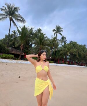 Palak Purswani Instagram - consider this a love letter to summer 💌💛