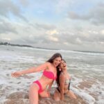 Palak Purswani Instagram - your fav dynamic duo 💓 (waiting for my mom’s reaction on this one 🤭) Srilanka