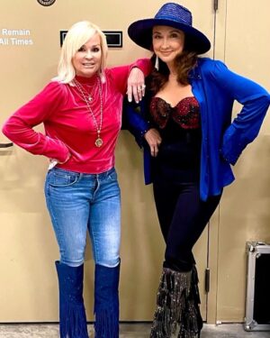 Pam Tillis Instagram - We’ve been doing “Grits and Glamour” shows on and off for 11 years! As Paul Simon put it, we are “still crazy after all these years.” Great crowd last night in Nashville, Indiana! Headed to Shippensburg PA tonight!  If your in the area ‘mon by!  #lorriemorgan #countrygirls #countrymusic
