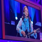 Pam Tillis Instagram - It’s always amazing stepping into “The Circle”! @opry #countrymusic #90scountry