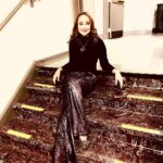 Pam Tillis Instagram – It’s been a great long weekend! 
Thanks to all the folks who put the shows on and the folks that showed up!!  Headed home to give my sparkle pants a rest…. Next stop NYC! #classiccountry #ontheroad #countrymusic