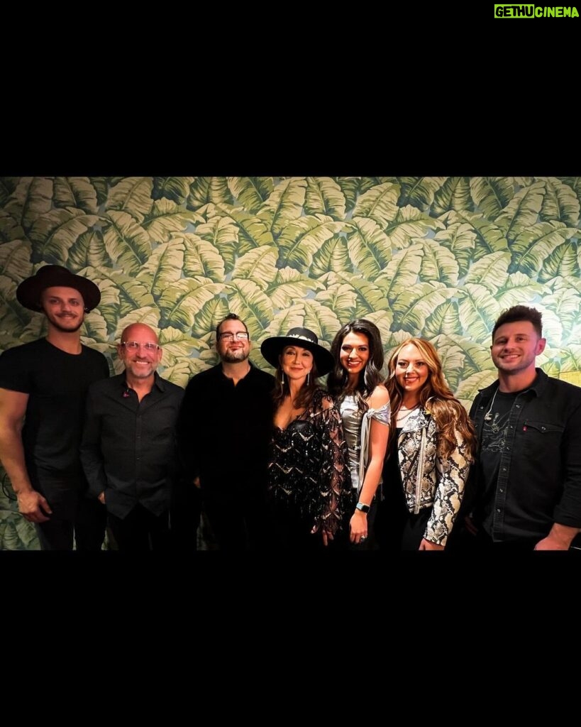 Pam Tillis Instagram - This has been such good musical chemistry!!! Everyone has been a complete pleasure both on and off the stage. The rest of the year is either acoustic trio or teaming up with my trio Ivy and Haley and my co-bills core musicians for super bands with @lorriemorgan_official for a few more select dates and then the Christmas run with @philvassar .. so that’s the game plan Anyway, back to these wonderful folks. We started the year with the country cruise in January and went out with a bang and grooving good time in Wilmington NC. I can’t wait to reconvene early next year and build on the repertoire we’ve started. Love you all!