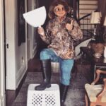 Pam Tillis Instagram - Many of you may not know not only do I sing country music, but to further boost my country ass bona fides, I am starting a possum removal service. My methods are a tad bit unorthodox but I expect my equipment to get better as the business grows. So many career possumbilities! Call now. 1-800-only-kidding I named this little fellar Jones. And the Oscar for Best Furry Performance in the “What’s This Doing in the House” category goes to Jones!