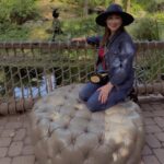 Pam Tillis Instagram – For all of you who have ever wondered what it would be like if Pam Tillis had a Wandering Ottoman. #pamtillis #thewanderingottoman #maybeitwasmemphis #90scountry #countrymusic Nashville, Tennessee