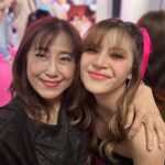 Panyanut Jirarottanakasem Instagram - เป็นงานแต่งที่สนุกมาก มาเป็นสักขีพะยีให้พี่ๆทั้งสอง เส้นทางความรักสวยงาม นั้ลล้ากก เป็นอีกคู่ที่น่าอิจฉามาก เค้ารักกันมากกกๆจริงๆ ยินดีด้วยนะงั้บ 🪩🕺🏼💿🎞️📽️💗💕 ลิโด้: LIDO Connect