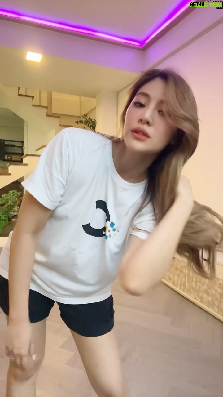 Panyanut Jirarottanakasem - 808 Likes - Tomboy เวอร์สบายๆ 🍭🤙🏻 #tomboy #lisablackpink
