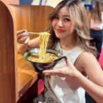 Panyanut Jirarottanakasem Instagram - คนรักราเมงห้ามพลาด! โซซีนจะพลาดได้อย่างไร งานนี้ต้องมาค่า ICHIRAN Pop-Up Store 🍜 ครั้งแรกในไทยที่อิจิรันต้นตำรับจากญี่ปุ่นมาเสิร์ฟให้ทุกๆคนได้ทาน เพียงเมนูเดียวคือ 'อิจิรัน คามาดาเระ ทงคตสึ ราเมง' ปกติจะมีขายเฉพาะ 2 สาขา ในเมืองฟุกุโอกะ ประเทศญี่ปุ่นเท่านั้น! งานนี้จัดแค่ 16 วัน ชั้น 3 โซนนิปปอน มาร์เก็ต (อิเซตันเก่า) คือต้องมา!! พิเศษเฉพาะงานนี้ เมื่อซื้อเมนู 'อิจิรัน ราเมง คามาดาเระ ทงคตสึ' มูลค่า 290.- จะได้รับเครื่องดื่มฟรี 1 ขวด และ คูปอง GIFT VOUCHER 100.- สำหรับซื้อสินค้าที่ระลึกจาก ICHIRAN 1st Pop-Up Store ด้วยน้า มุ้ย 🥰✨✨ #IchiranRamen #IchiranRamenPopUpStore #IchiranThailand Central World (เซนทรัลเวิร์ล)