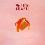 Paola Turci Instagram - Sta per iniziare un altro viaggio.  Comincerà con un nuovo singolo, “Caramella” e uscirà questo venerdì. Link per per presalvarlo in bio e nelle storie 🍬