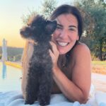 Paola Turci Instagram - Domani festa in spiaggia 🏄‍♀️⛱