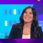 Paola Turci Instagram - Amore al primo blackout 🕯️ @paolaturci #staseracecattelan Martedì, mercoledì e giovedì in seconda serata su Rai2 e in streaming su RaiPlay @raiplay_official @instarai2