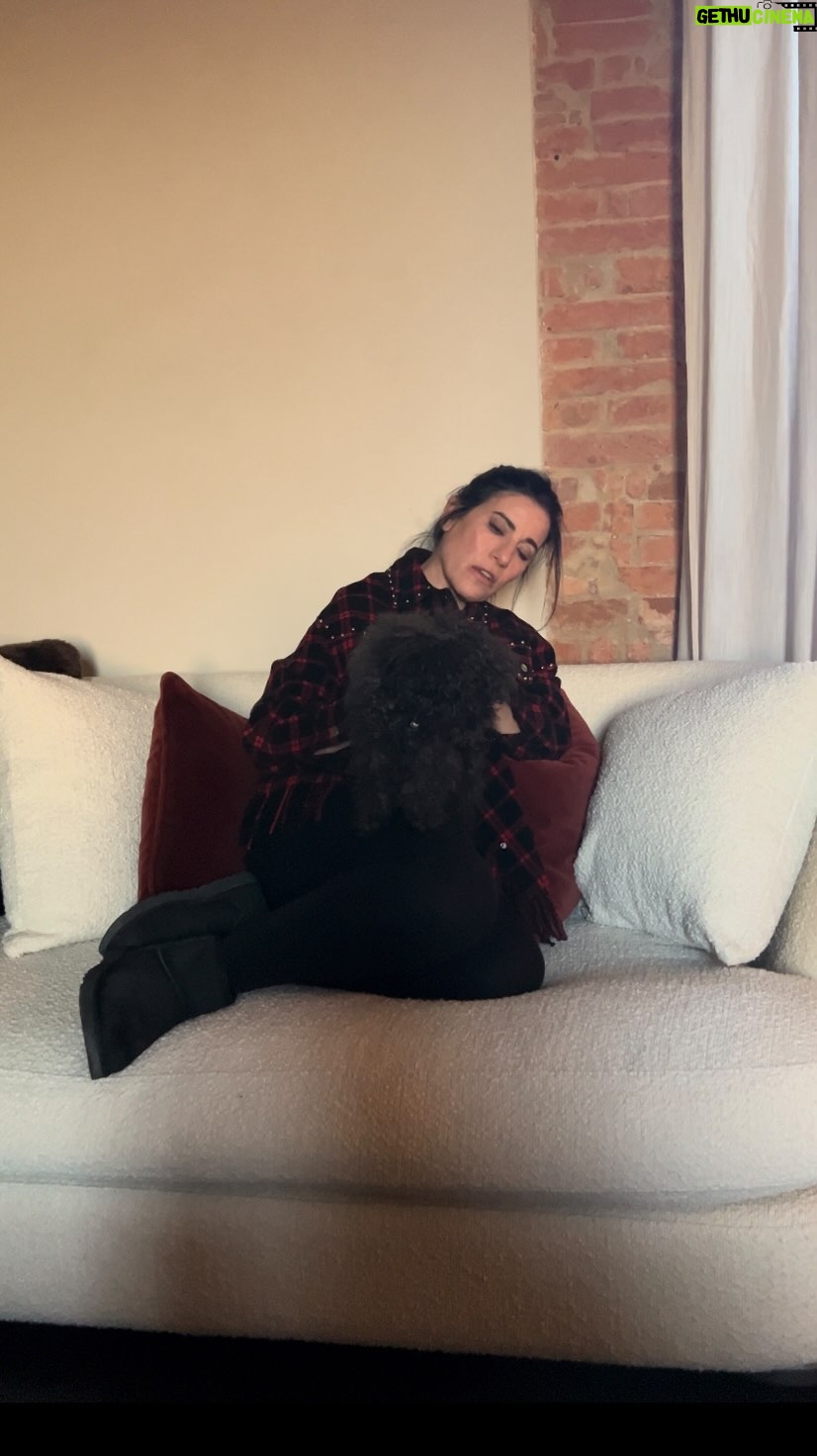 Paola Turci Instagram - Attraversami il cuore 🖤