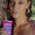 Paolla Oliveira Instagram - Ah, o verão! A melhor estação do ano está chegando e o cuidado com os meus cabelos redobra. O Óleo em Creme @dabelle da linha Resgata Fios vem sendo o meu aliado perfeito não só no verão. Meus cabelos saudáveis são resultado de cuidado e proteção e usando Dabelle! 🩷 #ÓleoEmCremeDaBelle #VerãoComDaBelle