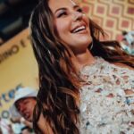Paolla Oliveira Instagram - A folia em reverência, onde a arte é resistência, sou Caxias, bicho fera! Até ano que vem, minha @granderio ❤️