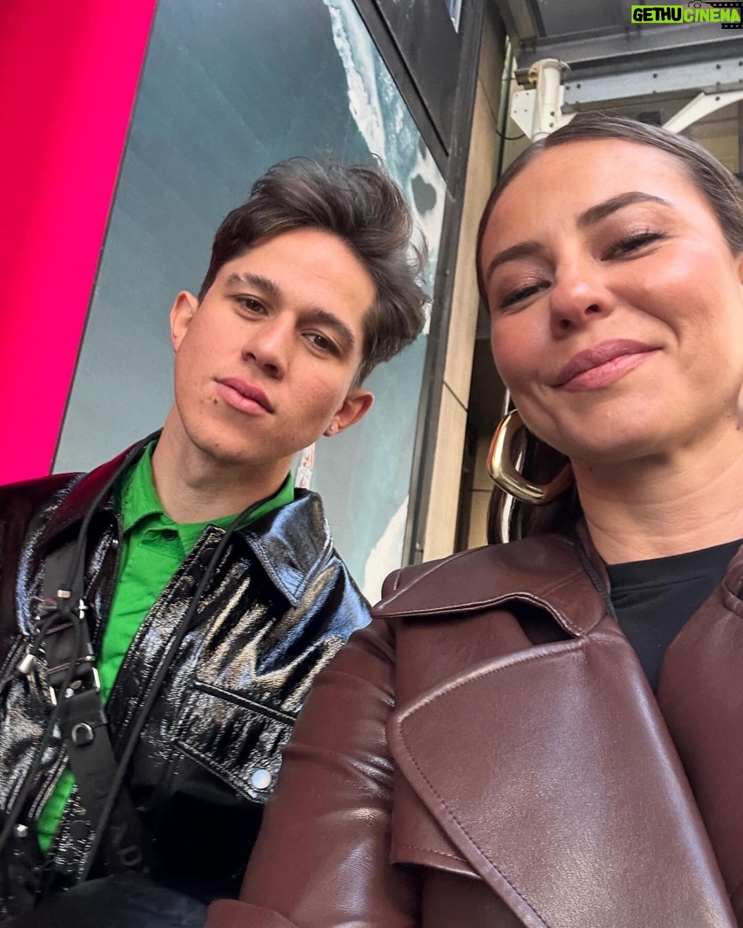 Paolla Oliveira Instagram - Fechando a semana, um pouco do rolê por NY. Foram dias de risadas, trocas, passeios, companhias, comilança e muito aprendizado. New York