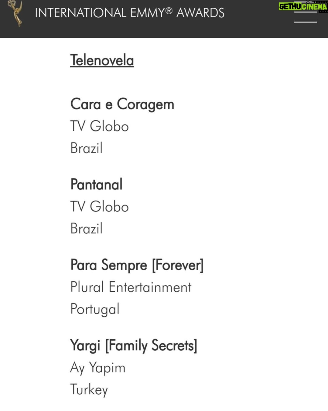 Paolla Oliveira Instagram - INDICADOS AO EMMY INTERNACIONAL de "MelhorNovela” com #CaraECoragem, disposição e trabalho. A indicação, que dividimos com #Pantanal, ja é um luxo, pq enche de orgulho uma turma que ralou muito para inovar, emocionar e fazer das nossas novelas, um dos maiores produtos do nosso país. Parabéns, @csoutoh e @natigrim, duas mulheres incansáveis e destemidas à frente dessa projeto! Parabéns também a toda equipe, que saltou, explodiu, chorou e sorriu muito, junto a cada um de nós desse elenco maravilhoso!!! Obrigada, @taisdeverdade, por uma parceria que ultrapassou as telas e foi um presente nesse trabalho. Muito feliz com essa indicação 🖤