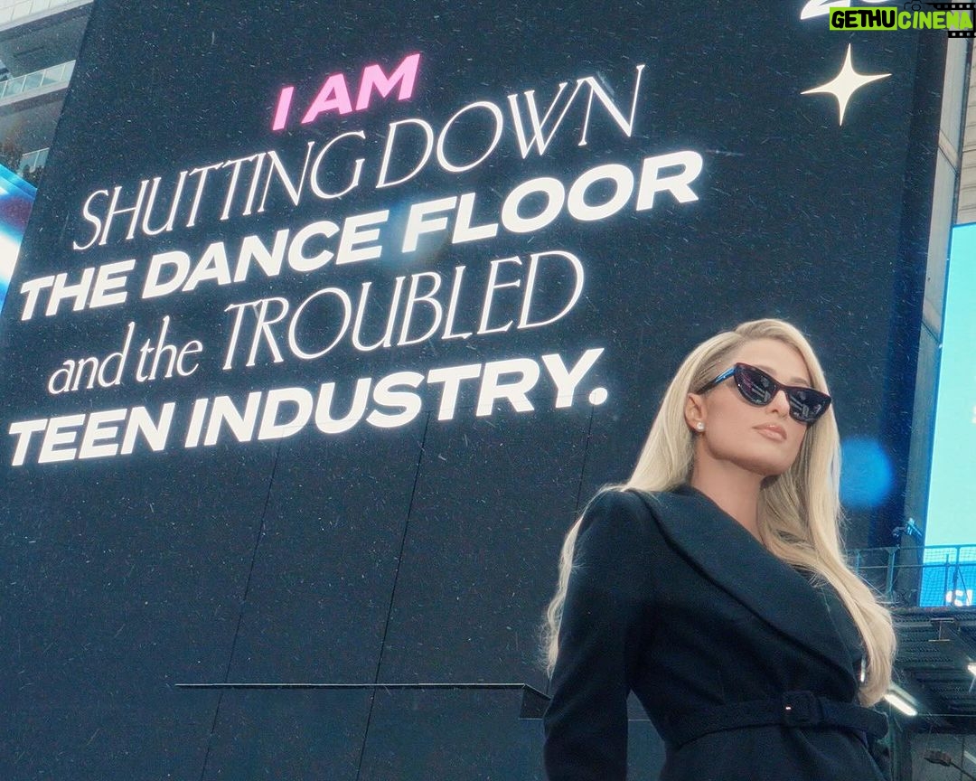 Paris Hilton Instagram - My favorite moments from #ParisInLove Season 2 ❤️ What is everyone’s favorite episode?! 👶🏼💙 Stream the season on @Peacock now! ✨
