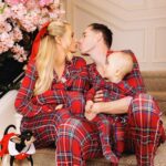 Paris Hilton Instagram - Merry Christmas from the Hilton-Reums! 🎁🎄 At the beginning of 2023, I could never have imagined the happiness and gratitude I would feel in this moment ❤️ My beautiful family of four, my fairytale dream come true! ✨🥹 Beverly Hills, California