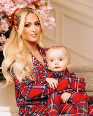 Paris Hilton Instagram - Merry Christmas from the Hilton-Reums! 🎁🎄 At the beginning of 2023, I could never have imagined the happiness and gratitude I would feel in this moment ❤️ My beautiful family of four, my fairytale dream come true! ✨🥹