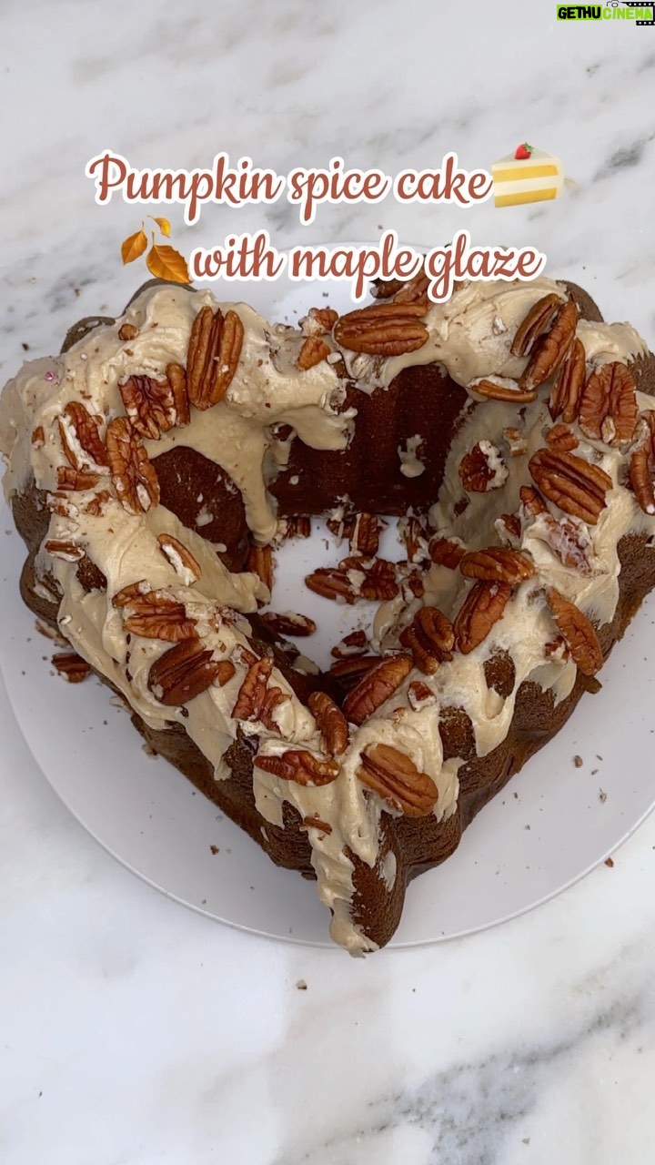 Paris Hilton Instagram - Try this delish Pumpkin Spice Cake with a Maple Glaze in my heart-shaped fluted pan at home! π° π Full Recipe below. #CookingWithParis #BeAnIcon INGREDIENTS Cake: 3c all-purpose flour 2 tsp baking soda 1/2 tsp salt 2 tsp ground cinnamon 1/2 tsp ground nutmeg 1/2 tsp allspice 1c vegetable oil 4 eggs 1c packed light brown sugar 1c granulated sugar 1 can pumpkin 1 tsp vanilla extract Pecans (optional) Icing: 1c powdered sugar 1/2 tsp cinnamon 1 tbsp softened butter 1/2 tsp pure vanilla extract 1/4-1/2c maple syrup