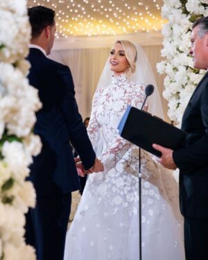 Paris Hilton Instagram - Before 2021, 11:11 was just my favorite time of day✨Now it's the anniversary of one of the best days of my life🥰👰🏼‍♀️ Happy 2 year anniversary my love!😍Thank you for making me feel like the luckiest girl in the world every single day.👸🏼 So happy and grateful for this beautiful life we are building together🥹🥲😍 Love you so much Dada☺️