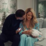 Paris Hilton Instagram - This new season of #ParisInLove means the world to me. I was so scared to open up and share more of myself and my beautiful growing family, but reading all of your comments and words of support makes it all worth it. Love you🥹💖✨ Stream it now on @Peacock 💘
