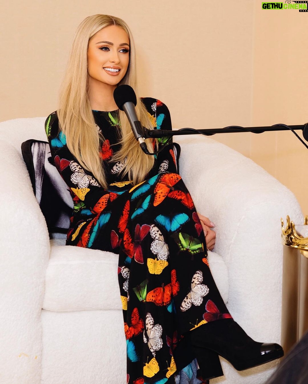 Paris Hilton Instagram - What’s up Daddy Gang, it’s Paris. 👑 This was a long time coming and I can’t wait for you all to listen. 🫖✨ Tune in tomorrow for my @CallHerDaddy debut. ❤️🔥 #ThatsHot 🔥 #CallHerDaddy #CHD Beverly Hills, California