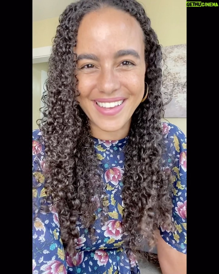 Parisa Fitz-Henley Instagram - A couple days left for my @themonafoundation birthday week campaign. The Mona Foundation has supported SO MANY young people worldwide through the transformative power of education. And they’ve been so wonderful to work with. I’m so happy to do anything to get the word out about their work and help others join me in supporting it. I hope you’ll invest with me in the future of our planet by investing in powerful futures for young folks. My goal this week is to raise $1,111 for 1 month of schooling for 101 students. It’s amazing how far even $1, 1 prayer or 1 share can go so please know they are all appreciated. 🙏🥳 Please see the link in my bio to contribute or learn more. Thank you! #Education #GirlsEducation #TheMonaFoundation Video description: Me, facing camera. I’m wearing a multicolored dress.