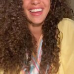 Parisa Fitz-Henley Instagram - BIG THANK YOU for all your generous support for #Move4Mona! Your good wishes, love and financial contributions were and are felt and so appreciated by me and @themonafoundation!! Education has shaped my life enormously — to know that together we are helping provide and/or enhance education for so many people means soooooo soooo much to me. If you’re hearing about Mona for the first time today or are still interested in making a financial contribution, the campaign is open for about another week. Use the link in my bio to contribute w/your name or anonymously. I mean it when I say even a dollar makes a difference. If you’d like to give to Mona’s worldwide projects (rather than through my page which will go to @parentuniversitysav through Mona) go to MonaFoundation.org and click Donate Now to give in any amount. Even $7 can send a girl to school for a month via some of Mona’s partners. Whatever you can give or do — THANK YOU!! 📚 💫 Video description: Me, looking into camera. I have brown skin and curly brown hair. I’m wearing a yellow dress with pink, white and blue trim.