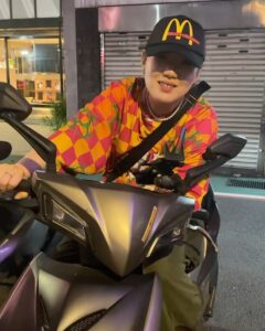 Park Moon-chi Instagram - 이친구들 아예 즐겁네,, 下次還會去玩的！