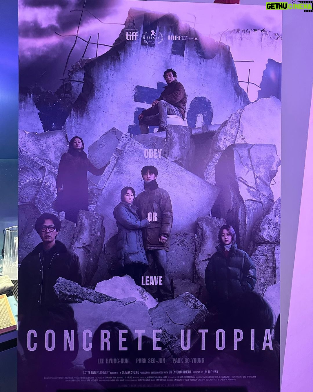 Park Seo-jun Instagram - @tiff_net #tiff #concreteutopia