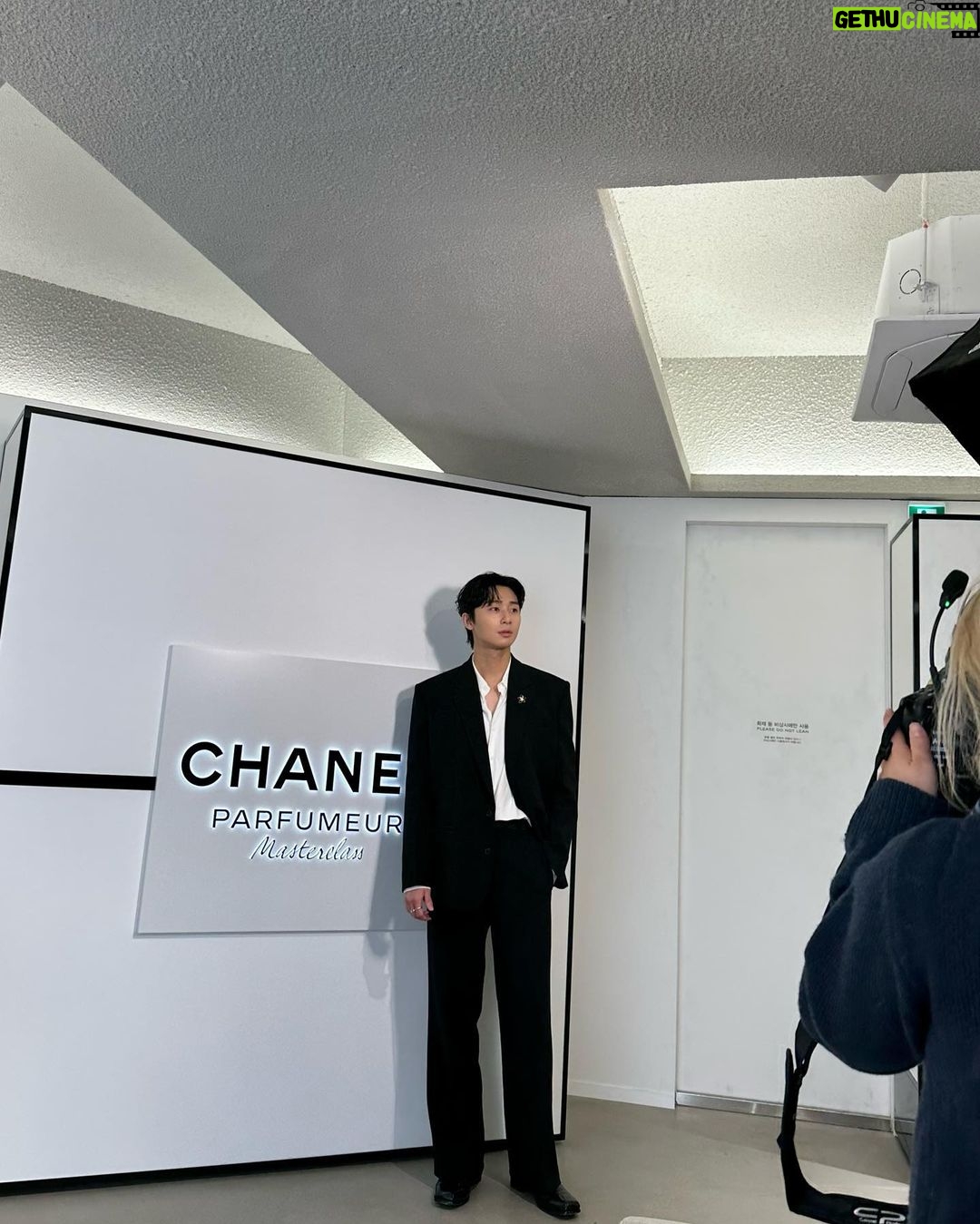 Park Seo-jun - 2.9 Million Likes - ➡️➡️➡️➡️➡️🫶🏻