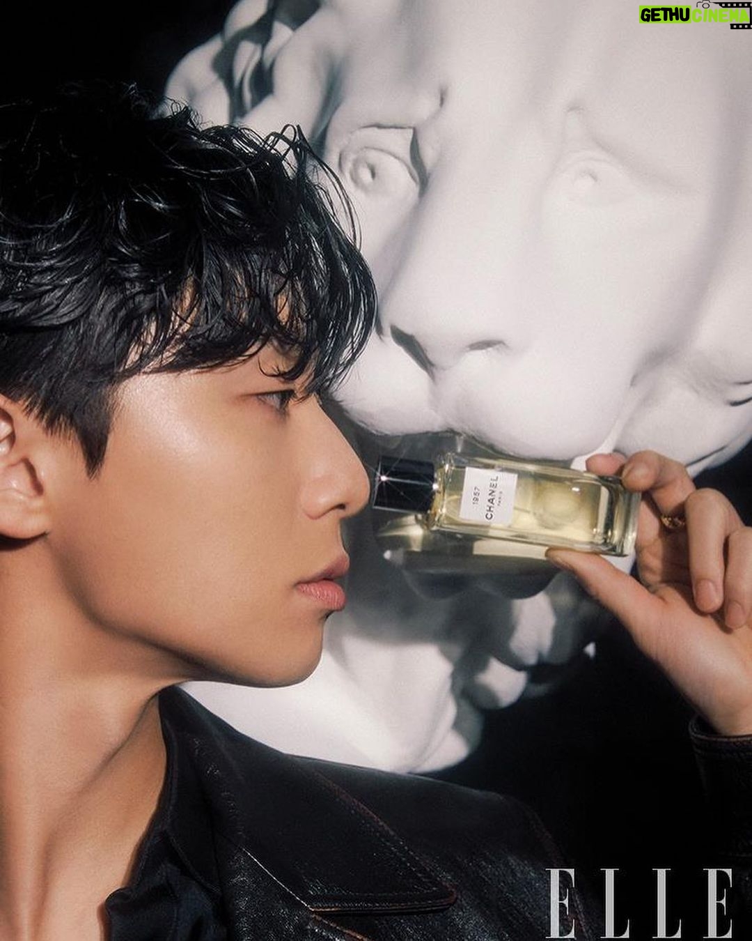 Park Seo-jun Instagram - #AD @chanelofficial @chanel.beauty @chanel.beauty.korea @ellekorea