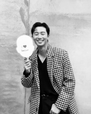 Park Seo-jun Instagram - 감사해요 사랑해요 ❤️‍🔥
다들 건강하시고
얼른 또 만날 수 있길 🥹
