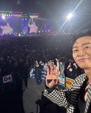 Park Seo-jun Instagram - 감사해요 사랑해요 ❤️‍🔥
다들 건강하시고
얼른 또 만날 수 있길 🥹