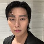 Park Seo-jun Instagram - 드디어 오늘 @netflixkr 경성크리처 오픈! 많은 관심 부탁 드릴까 하오 #경성크리처 #netflix See you on Netfilx