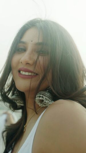 Parno Mittra Instagram - 🕊️🕊️🕊️

Video- @attrikbardhan 
MuaH - @baban.islam.54 and Deepan @bhumii.makeup 
Outfit - @tilohri.india