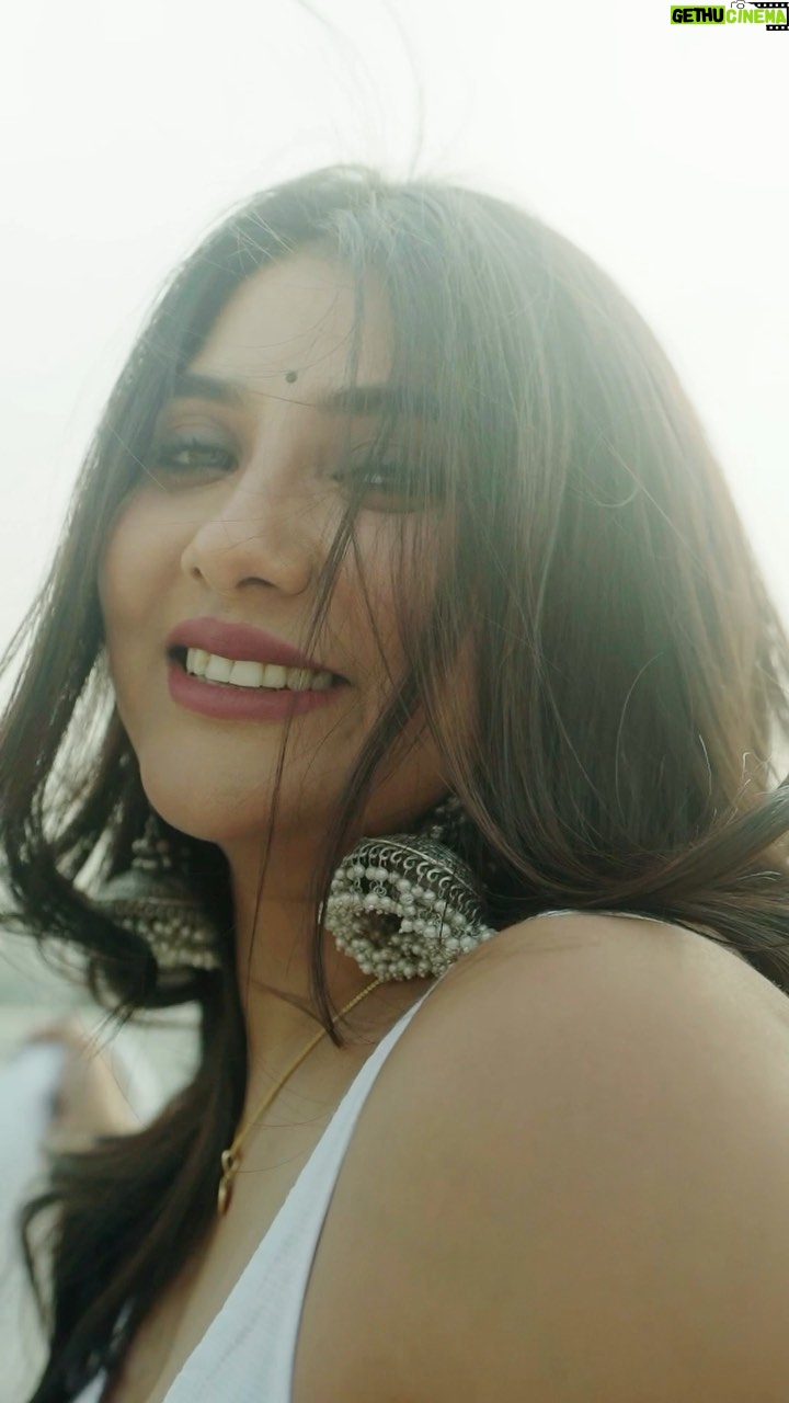 Parno Mittra - 37.1K Likes - šļøšļøšļø
Video- @attrikbardhan
MuaH - @baban.islam.54 and Deepan @bhumii.makeup
Outfit - @tilohri.india
