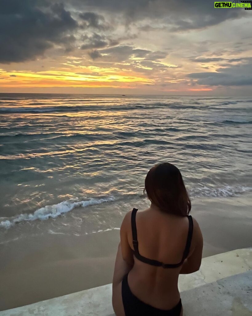 Parno Mittra Instagram - Chasing sunsets forever! Captured by @aditi__das Ahangama Beach, Sri Lanka